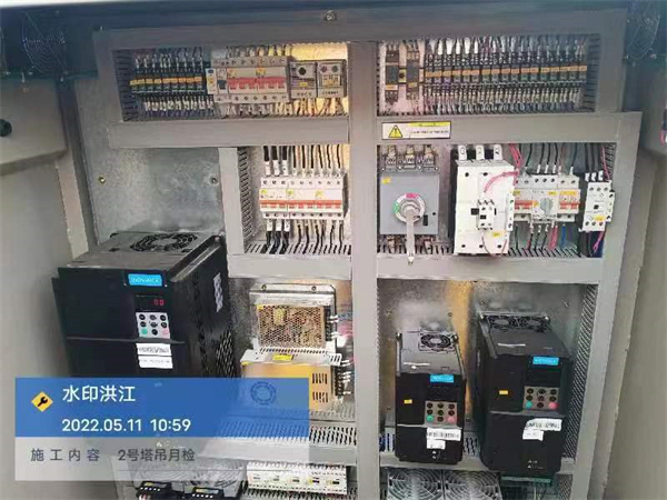 水映洪江項(xiàng)目-塔吊、電梯月檢